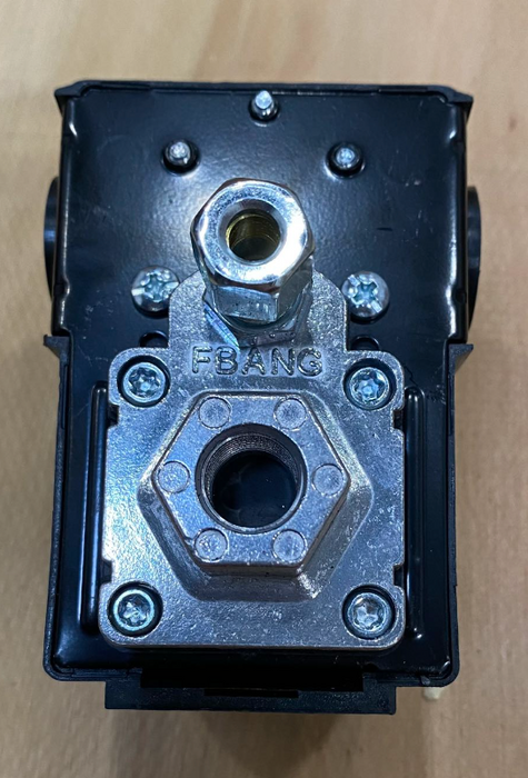 TMG-GAC65-17 Pressure Switch